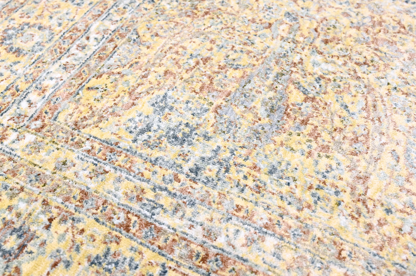 Seraphine Luxe Rug (OSM-10 GOLD)