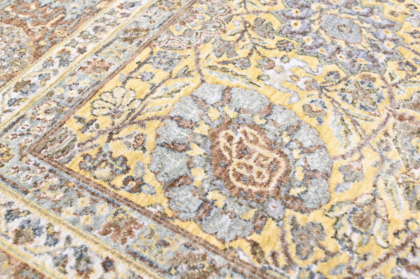 Regal Harmony Rug Gold/Rust (OSM-TM-25)