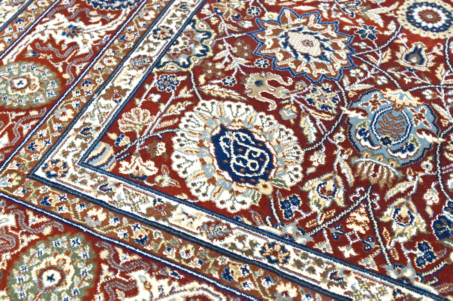 Samarkand Weaves Red (TM 25)