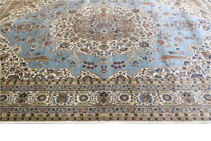 Petra Essence Lt. Blue (TM 28)