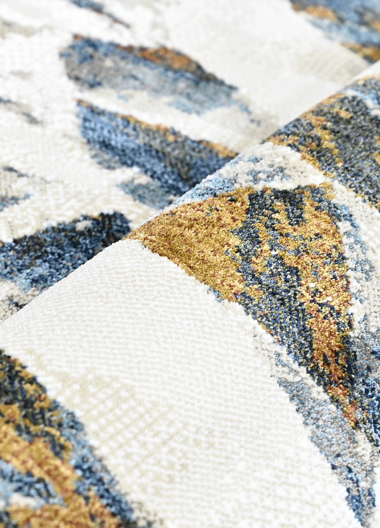 Geo Eclipse Powerloom Rug